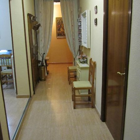 Hostal Internacional Madrid Exterior foto